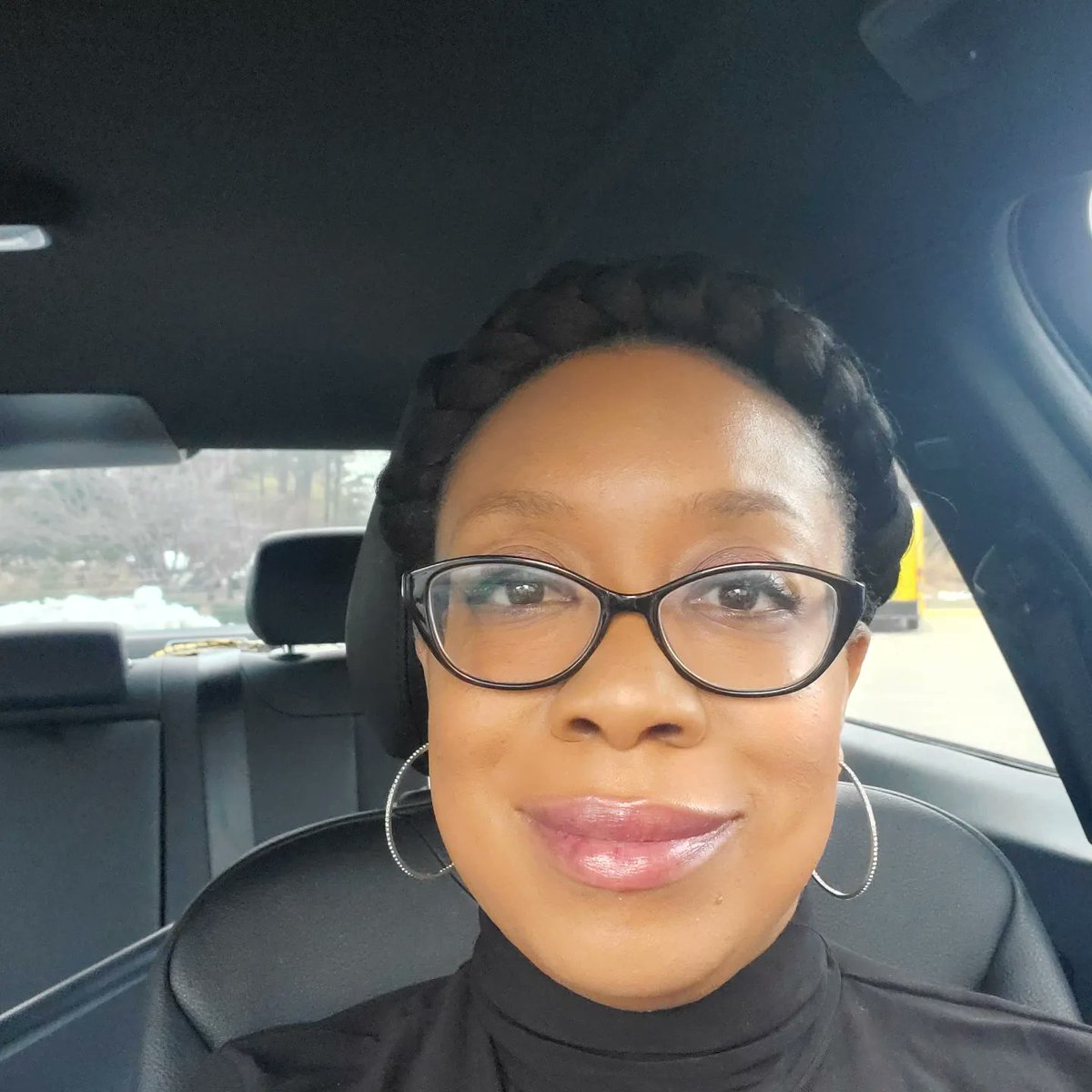 DmvSc2's tweet image. #CuteCarSelfie - Decided to try something different for the 2-0-2-2 #HaloBraid #Thisis45 #SundayMorning #SundayService