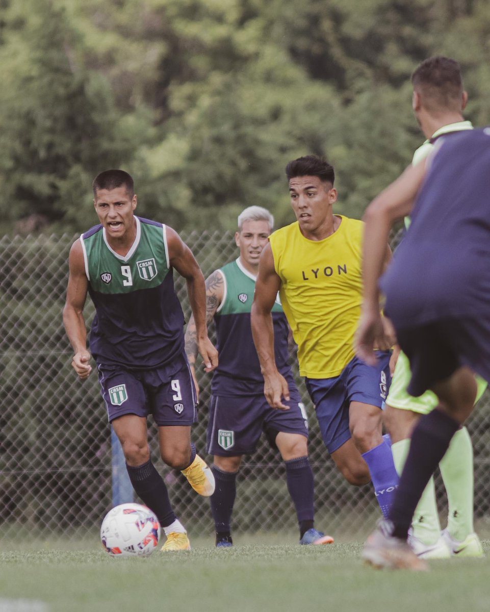 ClubAlvaOficial's tweet photo. ⚽️ Primer Amistoso con buenas sensaciones 👉🏼 Alvarado recibió a San Miguel en la Villa Deportiva.
🎙 La primera mitad finalizó 3-0 con goles de Solís y Vella (x 2) 💙 Tras el recambio de jugadores, el “Torito” se impuso 2-0 con los tantos de González y Palavecino 💪🏼 https://t.co/CoVxXv8Z9J