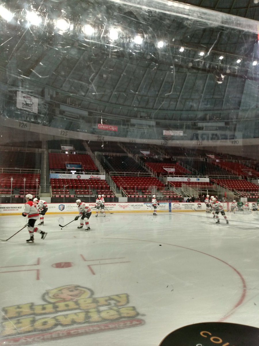 Still plenty of seats available for today's game. Plus high fives from me!