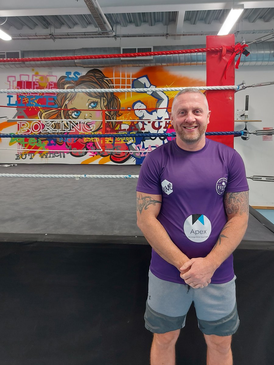 TheHiveYZ's tweet image. A HUGE #thankyou goes to @apex_mgmt_sol who are very kindly sponsoring our newly affiliated Hive Amateur Boxing Club! 
We can&apos;t wait to see our young people training in their new branded t-shirts supplied by our wonderful sponsors! 💜

#wirralboxing #Hiveabc #boxingclub #charity