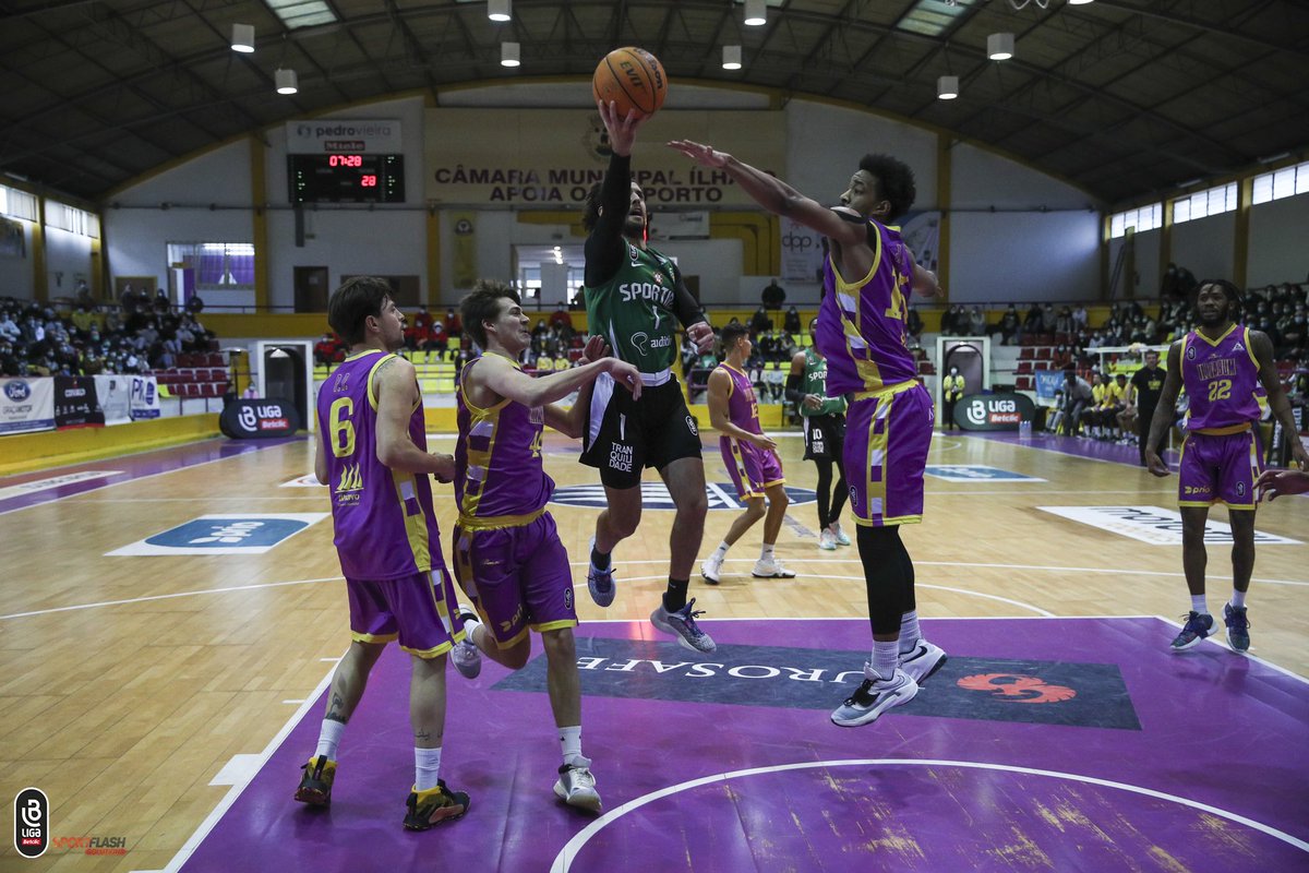 🏀 <a href="/Illiabum_Clube/">Illiabum Clube</a> 75-85 @Sporting_CP 
🏆 𝐋𝐢𝐠𝐚 𝐁𝐞𝐭𝐜𝐥𝐢𝐜 𝐌𝐚𝐬𝐜𝐮𝐥𝐢𝐧𝐚 (17.ª jornada)
📍 Pav. Mun. Capitão Adriano Nordeste
⭐ <a href="/mrdowns22/">Micah Downs</a> (21pts, 1res, 3ast, 1rb)
📊 bit.ly/3fwIa54

#SomosBasquetebol #LigaBetclic