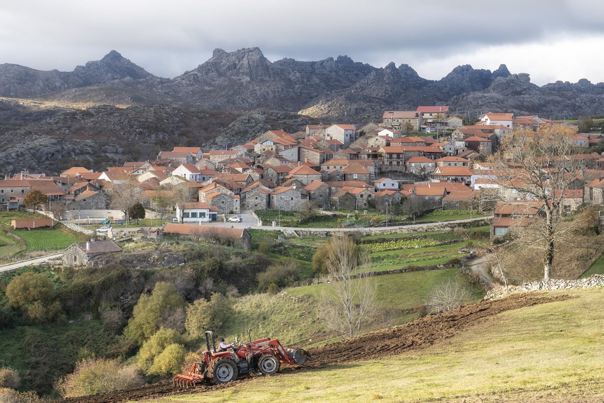 dumundo_e's tweet photo. Authentic, beautiful, and quiet, Pitões das Júnias is one of these traditional villages, surrounded by a majestic landscape, where time seems to stop. 
#portugal #travel #beautifuldestinations #wanderlust https://t.co/jovxNFFkYS