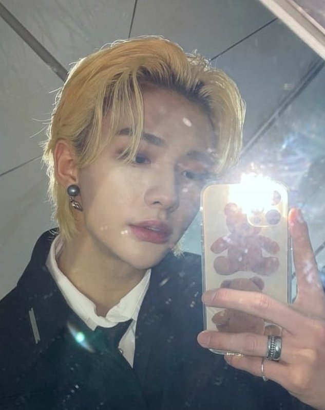 0099files's tweet image. hello !! this is a new account dedicated to the amazing #현진 of @Stray_Kids and the dazzling #샤오팅 #小婷 of @official_kep1er &amp;lt;3 pls rt and support !!