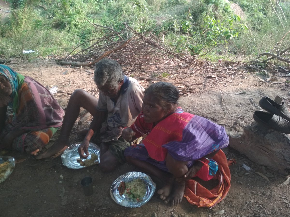 Raksethy's tweet image. A day with need people at #Balianta #Bhubaneswar with #DivinePathCharitableTrust 
#Odisha