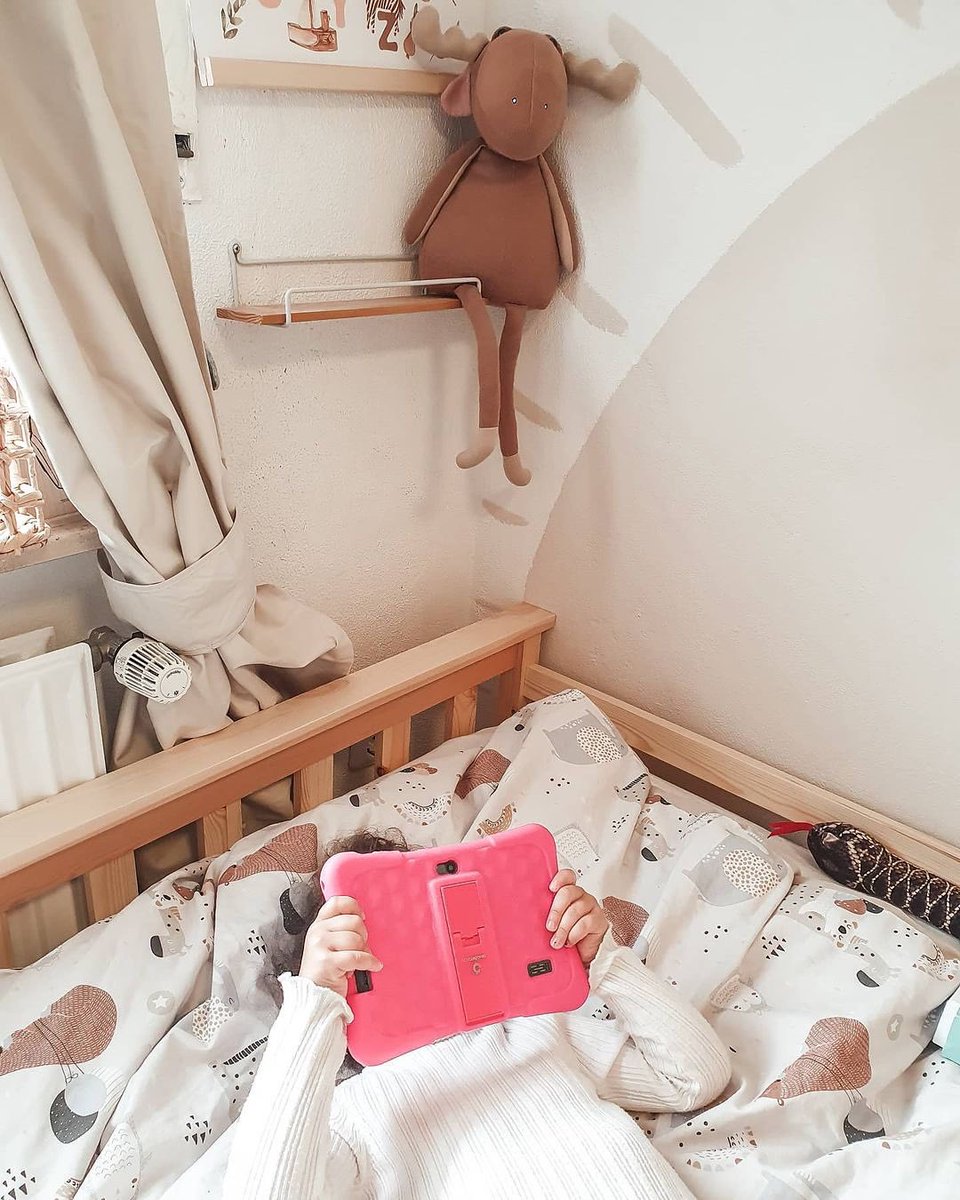 DragonTouch_'s tweet photo. Our KidzPads come equipped with audiobooks, a stylus and many fun features that’ll keep your little ones entertained for hours! 

https://t.co/jvAnExZUhU https://t.co/tMX0QWmGEl