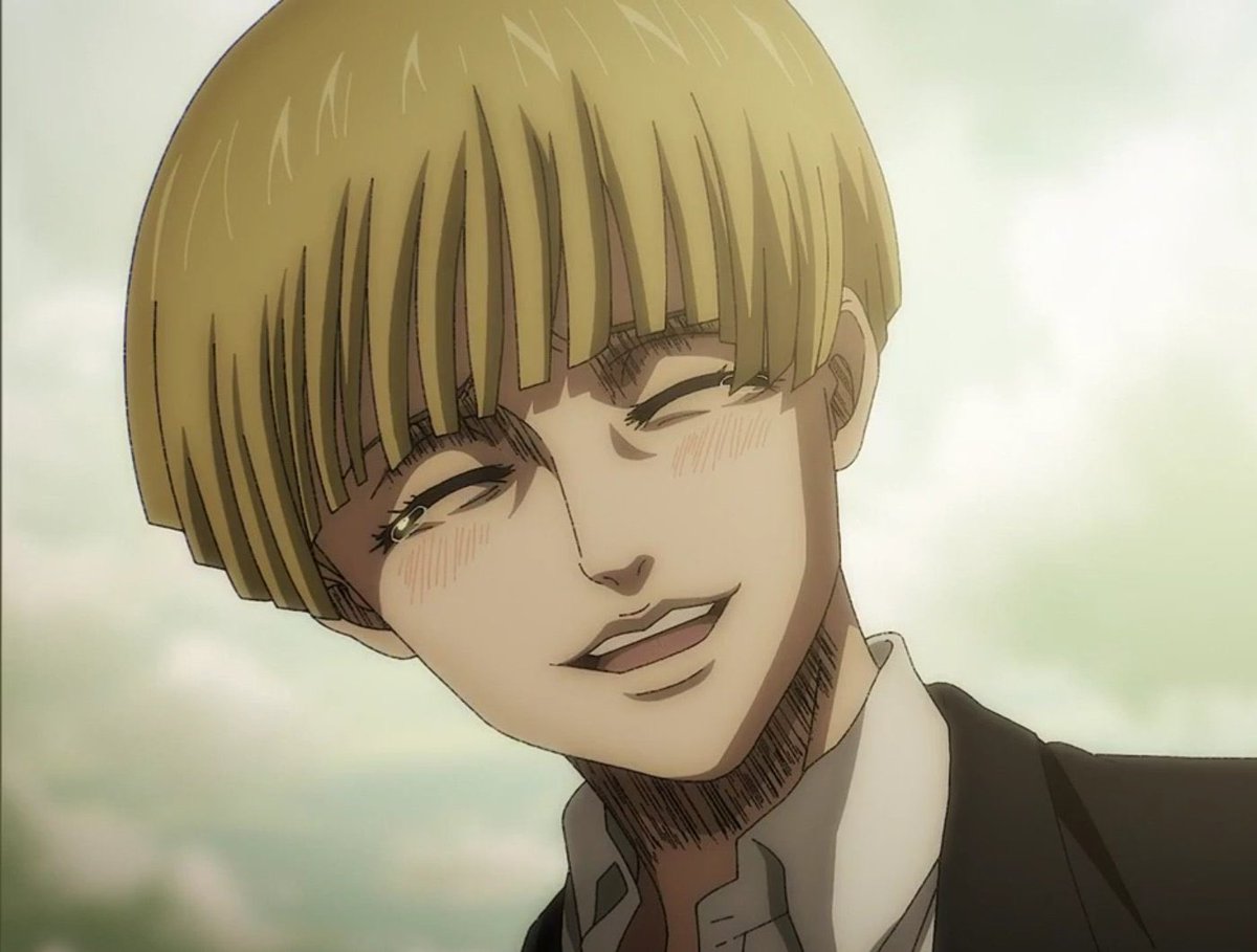 Viendo actuar             Viendo actuar
a Gabi antes.               a Gabi ahora          #ShingekiNoKyojin #snk #shingeki