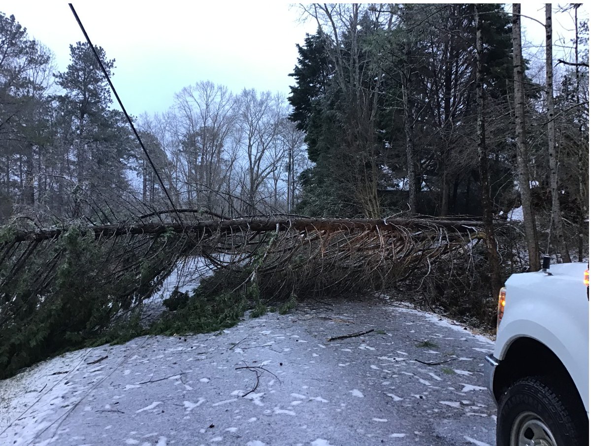Georgia_EMC's tweet photo. EMCs have restored service to thousands of members since the pre-dawn hours. As high winds & winter weather conditions persist today, new outages are occurring. However, local EMC crews & crews from other areas of the state are working non-stop to restore service. https://t.co/pa7yfAazuQ