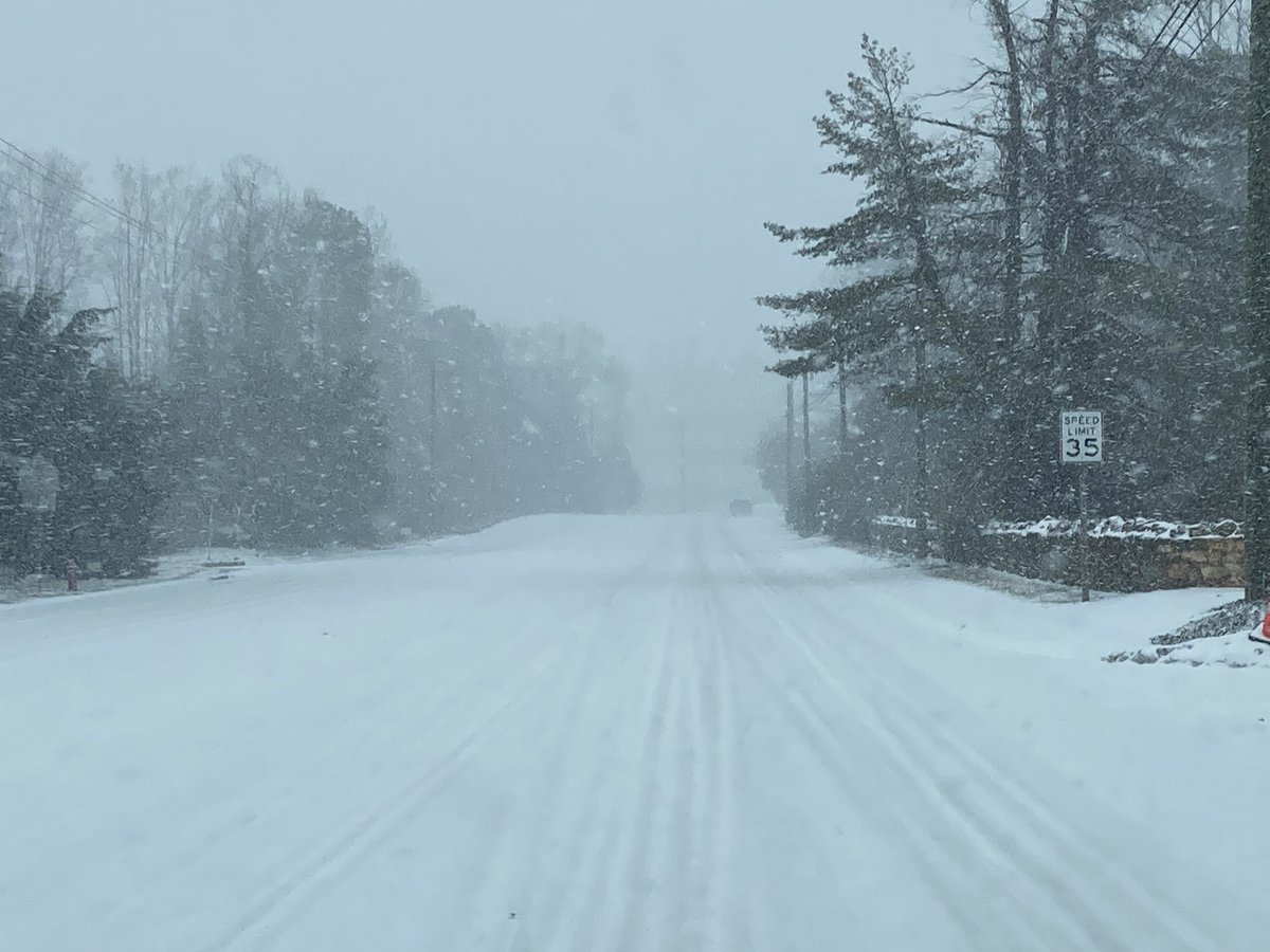 Major roads are completely snow covered in Cville! This is Hydraulic <a href="/TravisKoshko/">Travis Koshko</a>