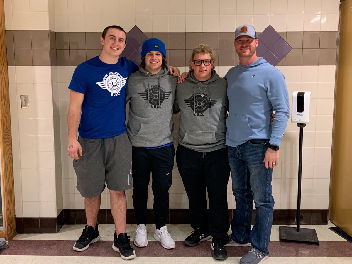 BrockEaglePower's tweet photo. Great start to the 2022 Powerlifting season for the Brock Eagles!  Congratulations to Zack Shivers - 1st place in the 242 weight class, Kadyn Mathews - 1st place in 220 weight class, and Cade Harris - 3rd place in 220 weight class!  Just getting started, big things coming! https://t.co/wOwKlUBoSN