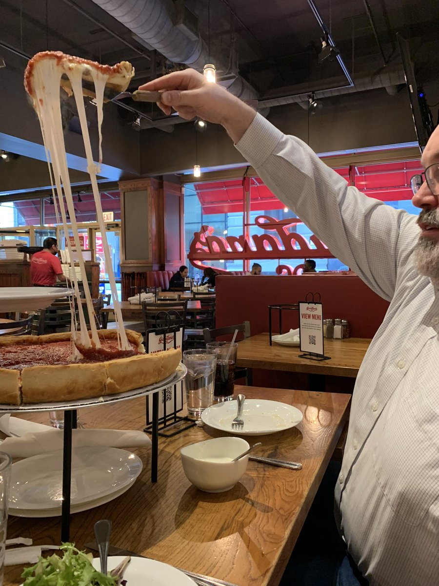 DavidGerhard4's tweet photo. Even with all of the sports rivals with this city, I have to say I love Chicago.  Any people who say “wow, pizza is good, how about we make one five inches thick and that ways 75 pounds” is OK by me. https://t.co/YUPBM2N87p