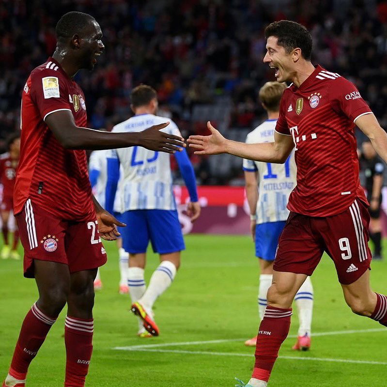 байер бавария хари кейн. счет футбола бавария. бавария барселона 2 0. байер бавария 2:0. барселона бавария 2022 0-2.