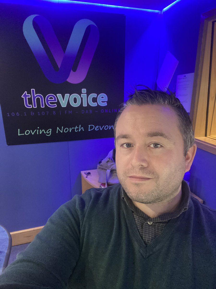 mollart4's tweet image. It’s a Sunday evening and I’m in my normal place on @TheVoiceNDevon with #TheAlbumClub. Playing some top tunes. It may be Blue Monday tomorrow but we’ll tackle it head on with great music #Devon #NorthDevon