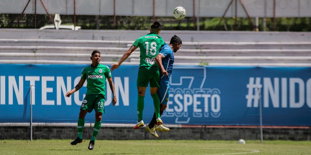 NOTICIASDEVERDE's tweet photo. #AtléticoNacional jugó dos tiempos de 30 minutos ante Águilas Doradas y ambos finalizaron 0-0 en el estadio Alberto Grisales. #VamosNacional 

(Vía: @nacionaloficial) https://t.co/NDJ5UDFWgK