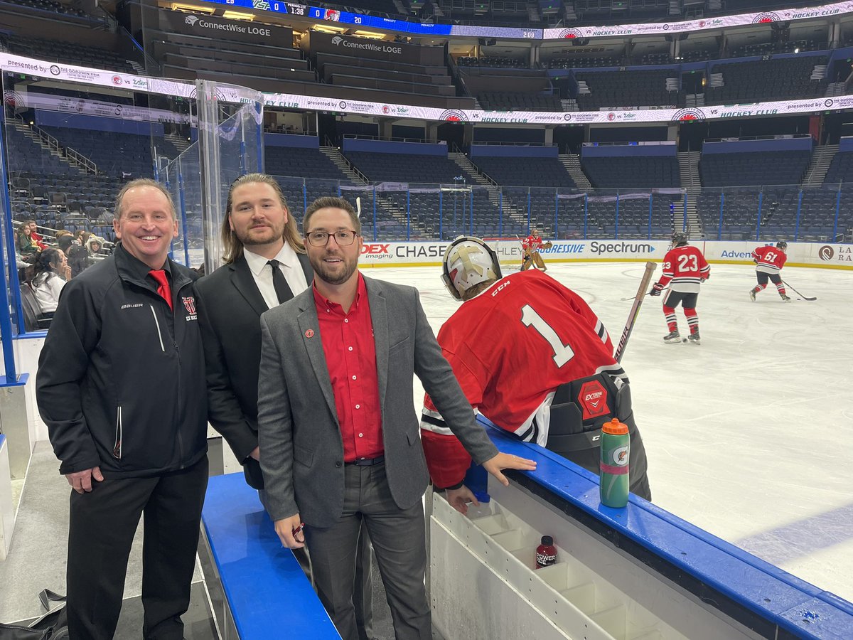 UTampaHockey's tweet photo. The men behind the benches for today’s tilt! #UTPuck https://t.co/R64I4cZJuw
