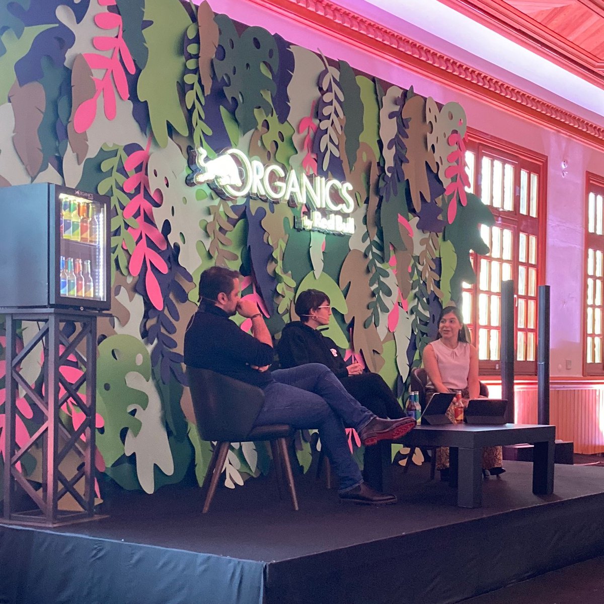 begumjoy_'s tweet photo. Thank you to all the panellists and @barisch (the legend moderator)  Thanks to everyone who joined us and to @RedBullTR for this event. #NFTCommunity #organicsbyredbull https://t.co/hRd6JteCgs