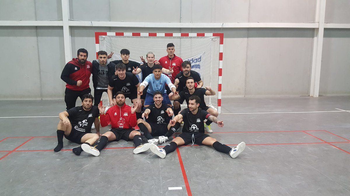 Cdcampos2's tweet photo. Victoria del equipo senior por un resultado de 1 a 3 contra @lorquiplastfs .Partido muy trabajado que nos da confianza para seguir mejorando.SEGUIMOS NUESTRO CAMINO CAMPEROS.💪💪.@muleo1 @Ayto_Campos @IvnPrezCalixto1 @Claudiki14 @jdlotas1989 @MPerezceron @sergiovalverdea. https://t.co/dBpr5J8ihL