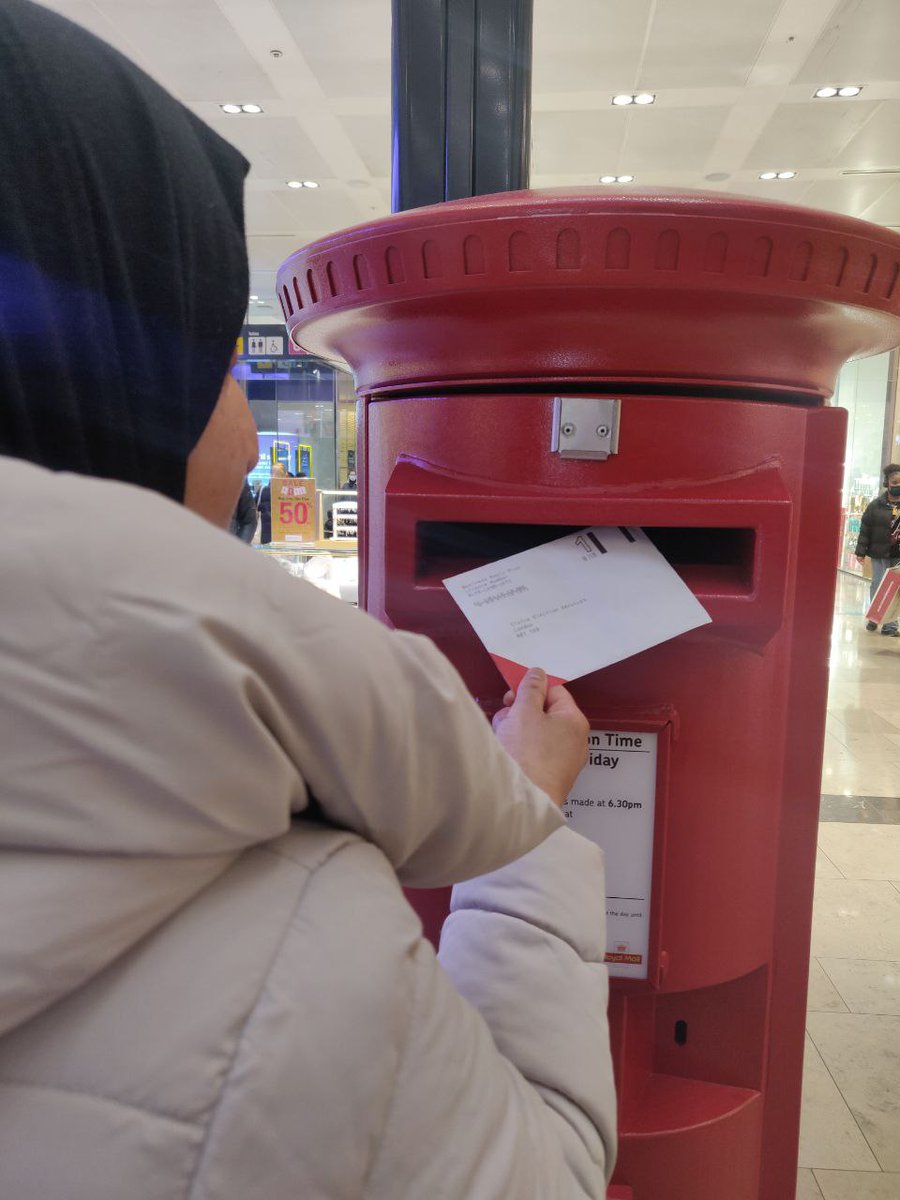 KCLUnison's tweet photo. ☑Our busy Branch Committee are finally remembering to post their ballots for #HEPayBallot 

🗣Don't forgot to have your say on the 1.5% pay offer and post your ballot!

#NotGoodEnough #VoteYesForStrikeAction https://t.co/R6BwWgYYjH