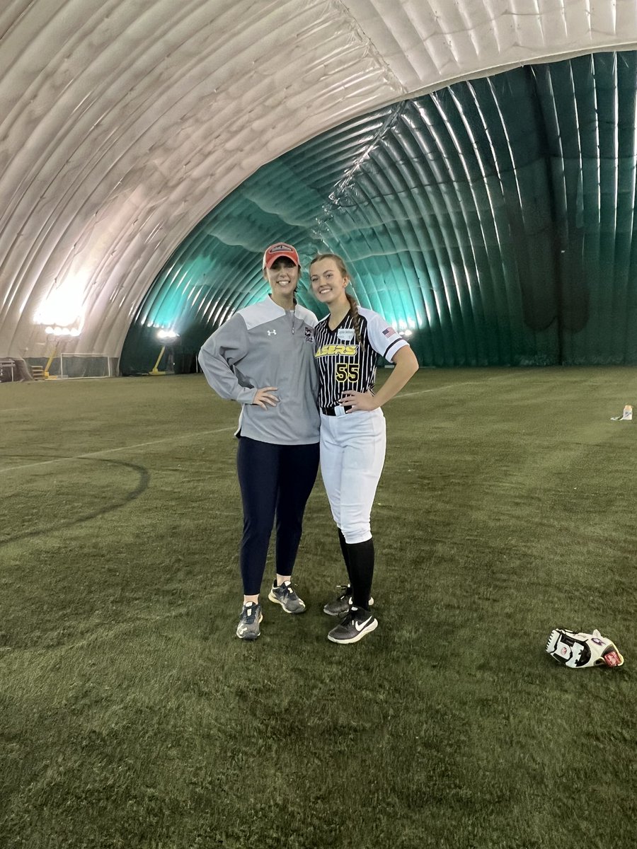 Sophia Smithnosky tweet media