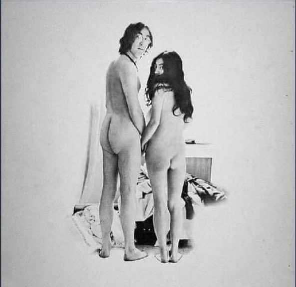OhlingerClint's tweet photo. I can’t get over this pic. John Lennon’s ass crack is a mile long. Yoko’s is non-existent https://t.co/SMkrk0UvBm