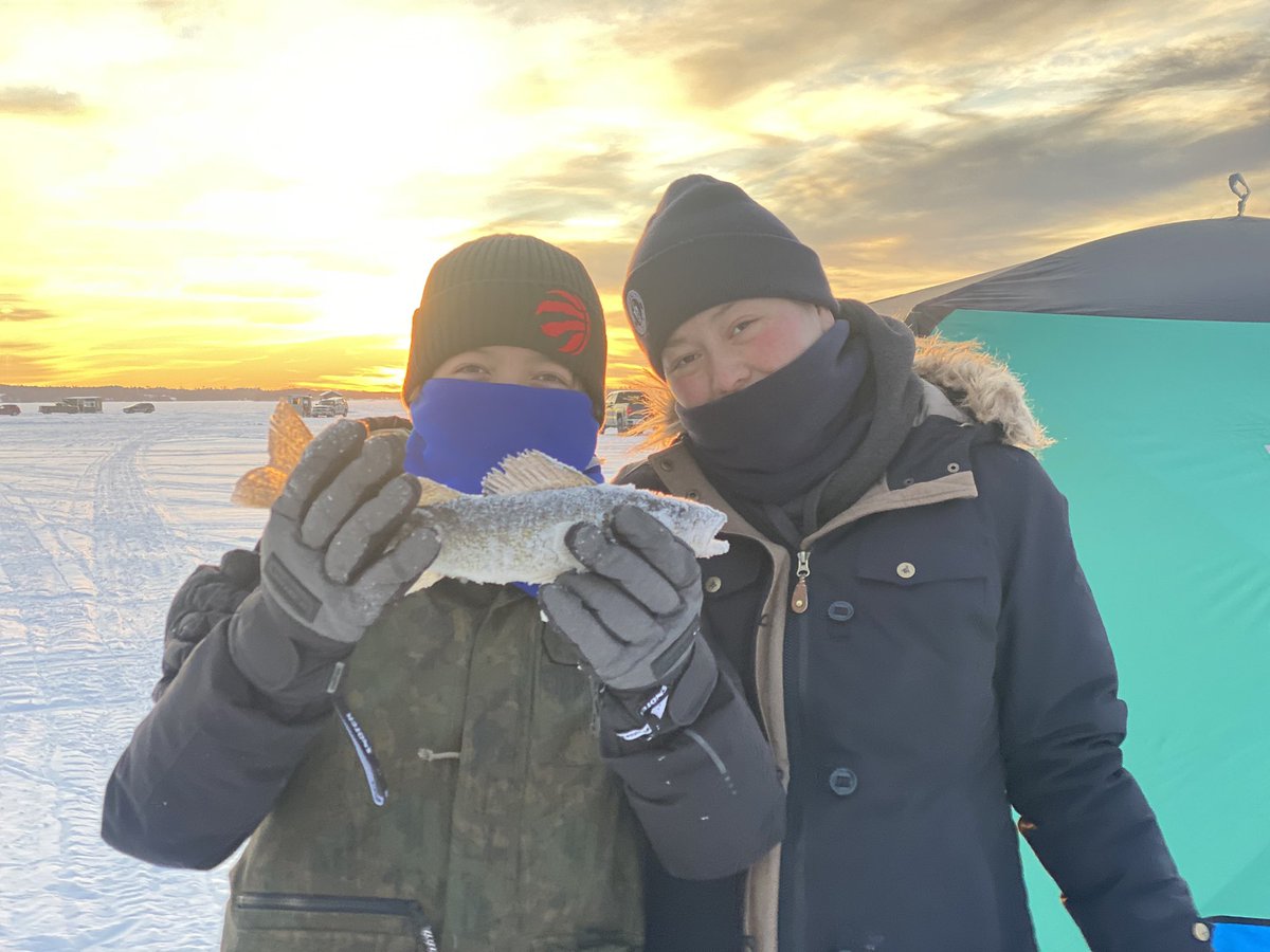 t_indigpolitics's tweet photo. Today was absolutely delightful. Callander Bay was a great recommendation from my Prof. I think I will buy a home in this town when I'm done school. Love this place. #wintertimefun https://t.co/YABL0yFcEY