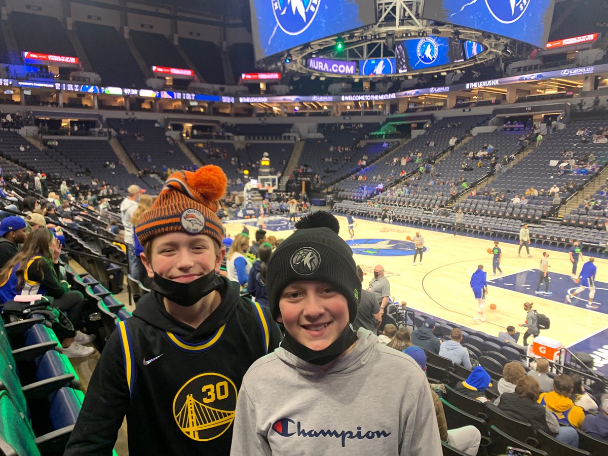 Brothers from another mother- go wolves! #packpix