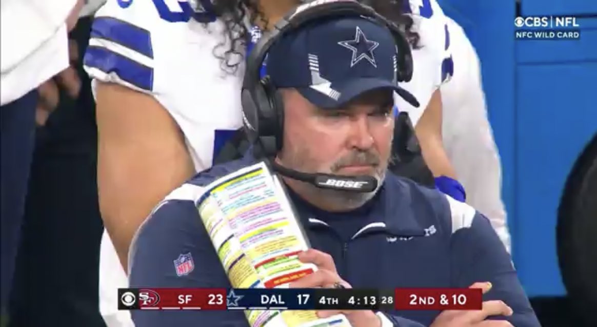 AnaniBX's tweet photo. Cowboy fans going through it 😭#DALvsSF https://t.co/FGkFmdjCc4