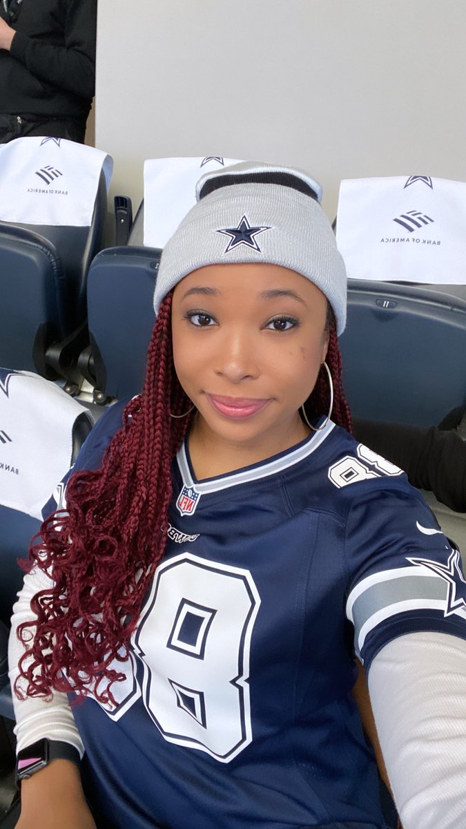 Mzz_Proper21's tweet photo. Did somebody day #gameday ?🏈 #CowboysNation #NFLPlayoffs #DCF4L @dallascowboys https://t.co/5mxHSTB8jr