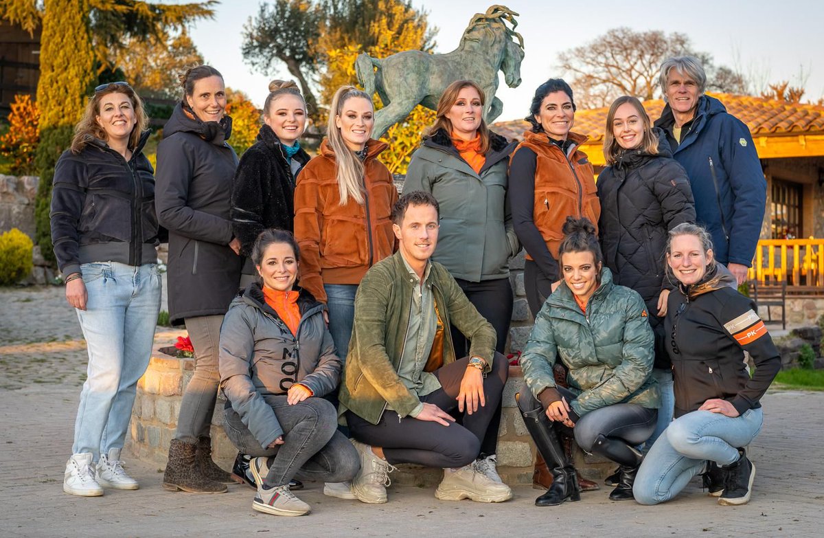 World4Eq's tweet photo. Semana increíble con todo el equipo de #pkinternational en @barcelonahorses haciendo los shootings de las colecciones verano e invierno con el maravilloso @arndnl_en
Gracias a las amazonas, al equipo y a @thomascoupeoss por su maquillaje y peluquería https://t.co/kgXhFu7bRG