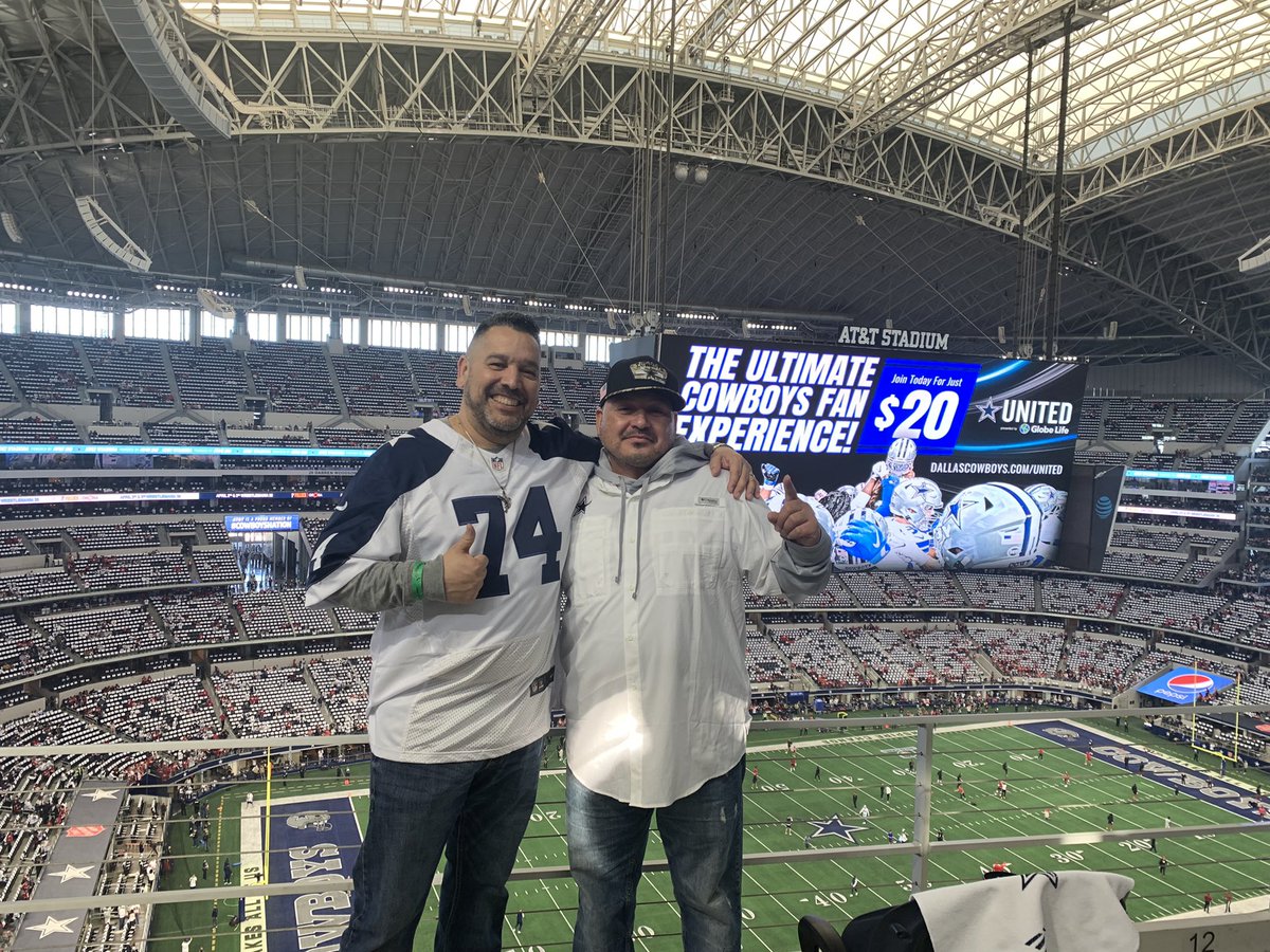 LauraZamarripa1's tweet photo. #CowboysNation @CowboysNation https://t.co/odyogfdIeW