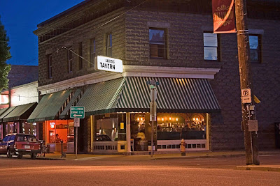shotsofportland's tweet photo. Another excerpt from my book - https://t.co/nRd9AauzaZ - 1) Geno's in Sellwood #NFTCommunity #nftbook https://t.co/xMOHG6i4uA