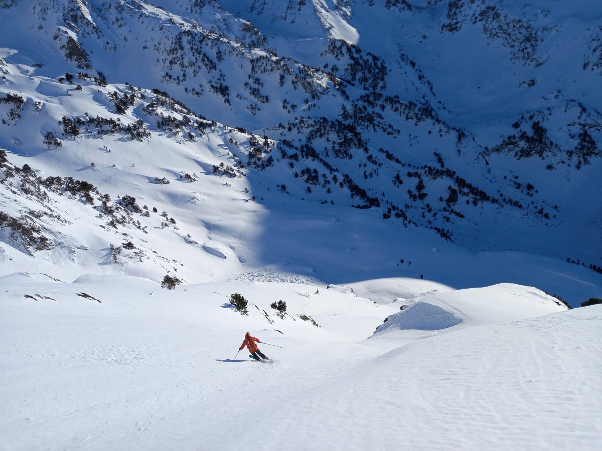 Un planòl
Deixar anar la intuició
Fer aterrar l'experiència _ sempre aprenent
Muntanya

Gran Pallars