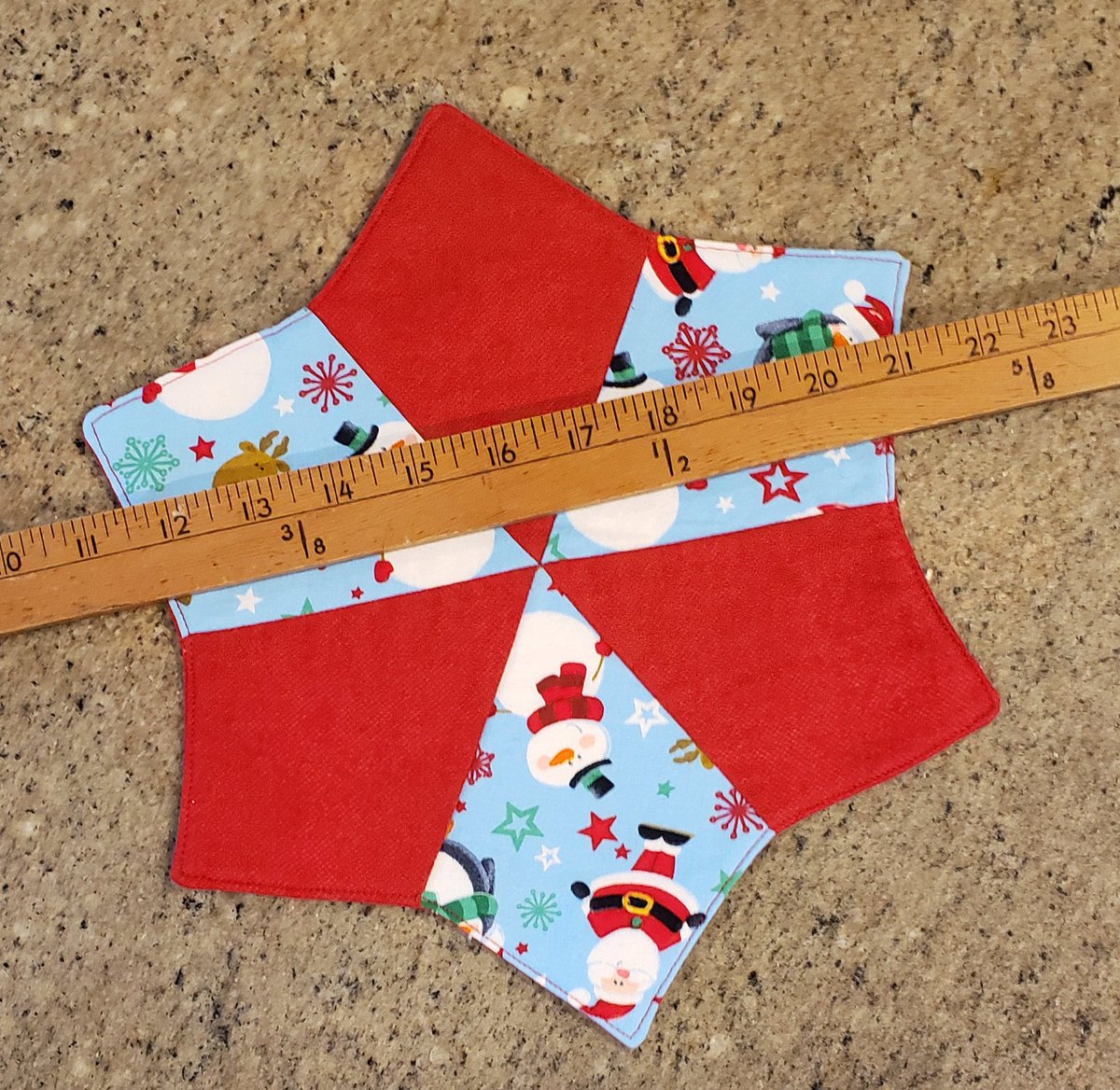 quilts_more's tweet image. Christmas Star Centerpiece Featuring Santa, Snowmen, Reindeer and Penguin On A Blue And Red Background, Cotton Fabric Star Focal Point tuppu.net/991addae #Etsy #ImagineQuiltsAndMore #GeometricShape