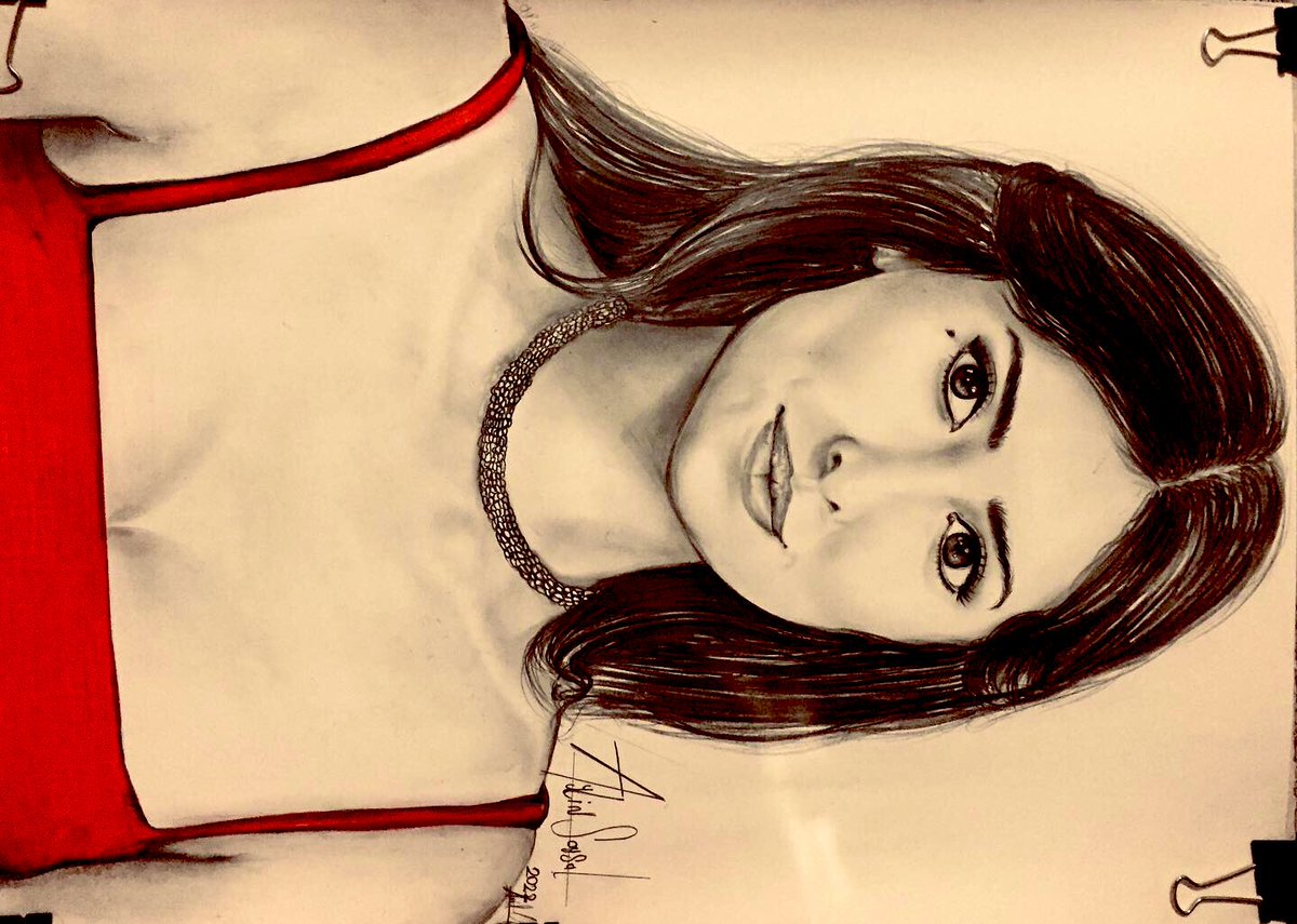 aylin_syslll's tweet photo. Drawing : @ipekyalova @mahkumdizifox #melikeipekyalova #Mahkum #melikeipek #eskizçizimi
#portre #eskiz #karakalem #artwork https://t.co/uZIEe0SPoz