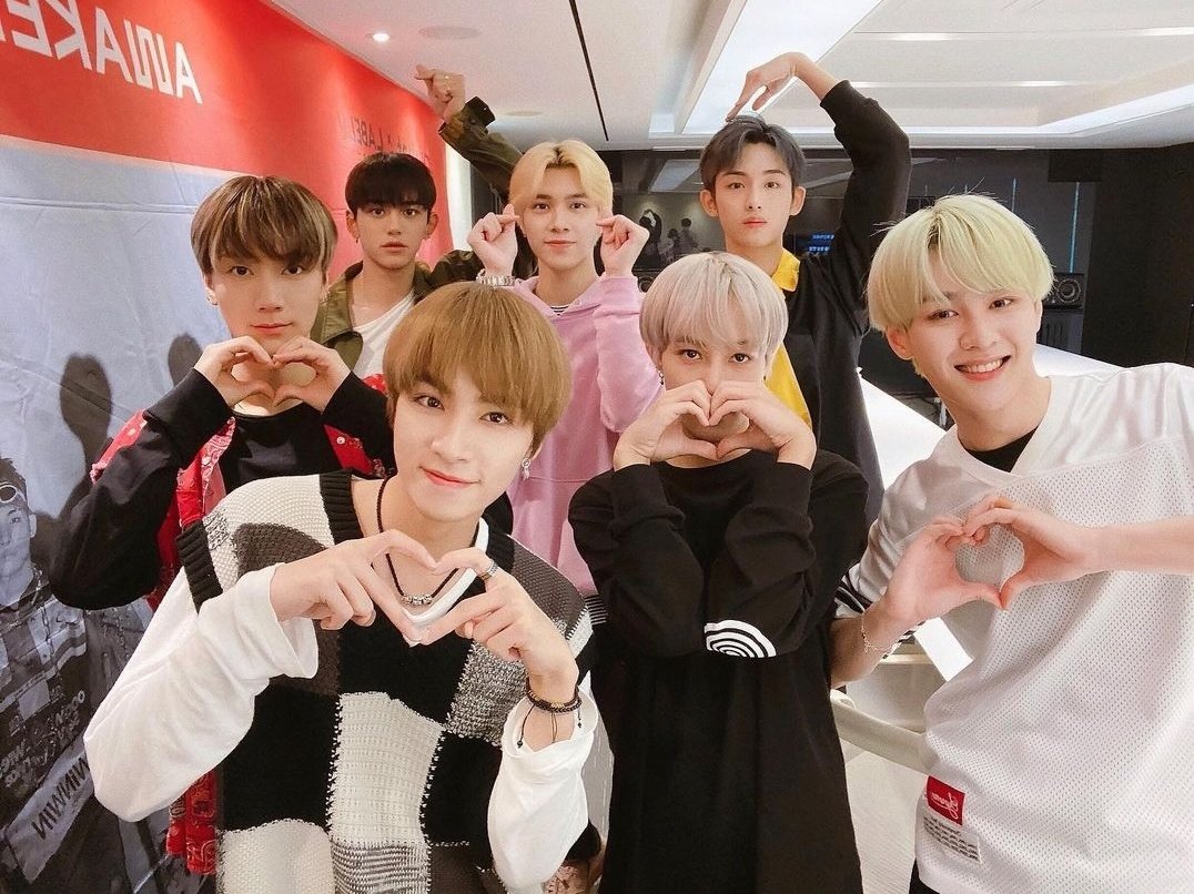 Shinywolizm's tweet photo. 3. yılınız kutlu olsun benim çatlak çocuklarım. Hepinizin yeri o kadar ayrı ki hepinizi çok seviyorum 💙 Bu WayV bebişlerimle ilk yıldönümü kutlamam çok heyecanlıyım. Her zaman hep birlikte olalım minnak çocuklarım 💙
#威神V出道三周年快乐
#HappyWayVDay
#WayV_3rdAnniversary https://t.co/xkI5JEkSM5