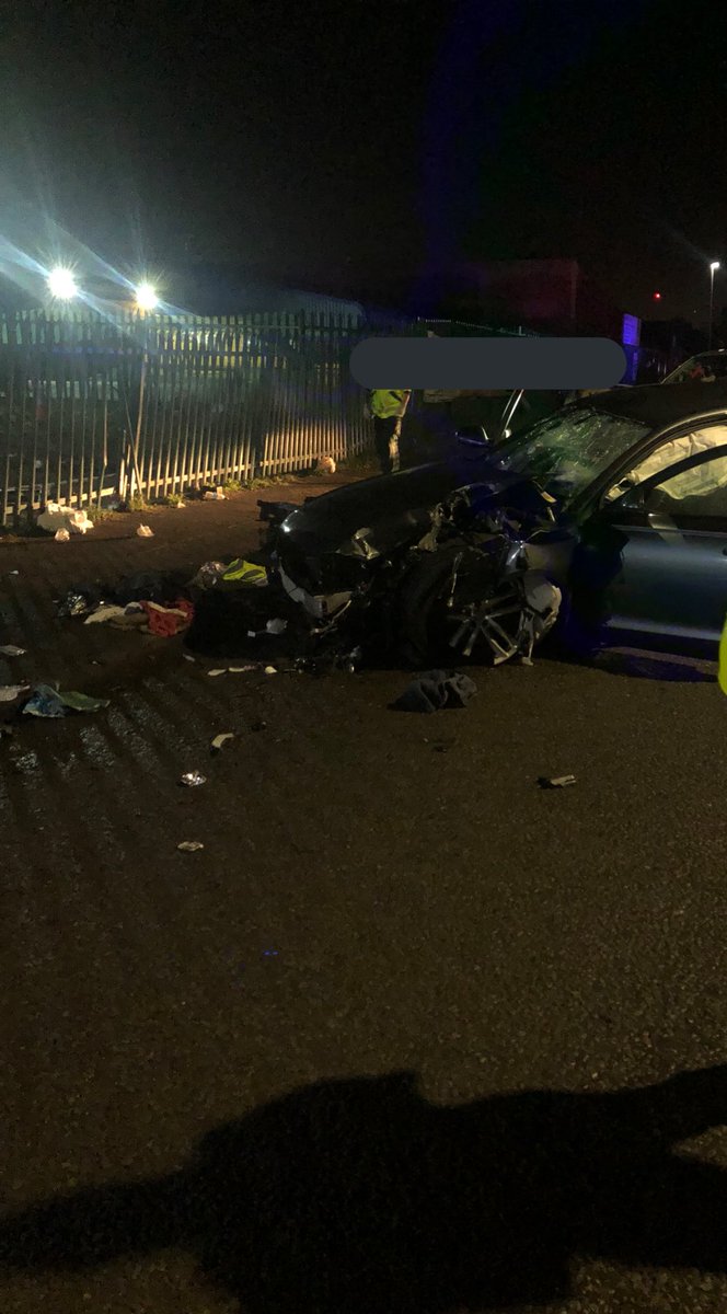 WMFSLadywood's tweet photo. Made any New Years resolutions? How are they going? Please don’t drink and drive. It won’t just affect you, but many more people than you think. #Birmingham #dontdrinkanddrive #DriveToSurvive #drivesafe #DriveItRight https://t.co/LCdcSlIDKN