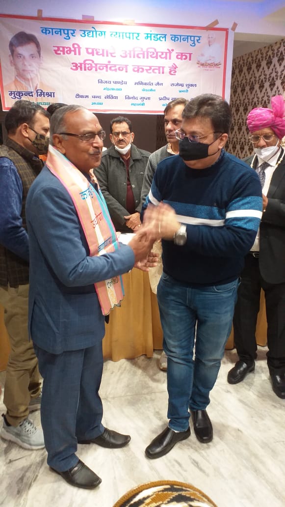 Rajeev Anand @ Chairman UP Yuva Udyog Vypar Mandal (@rajeevanandcha1) on Twitter photo 