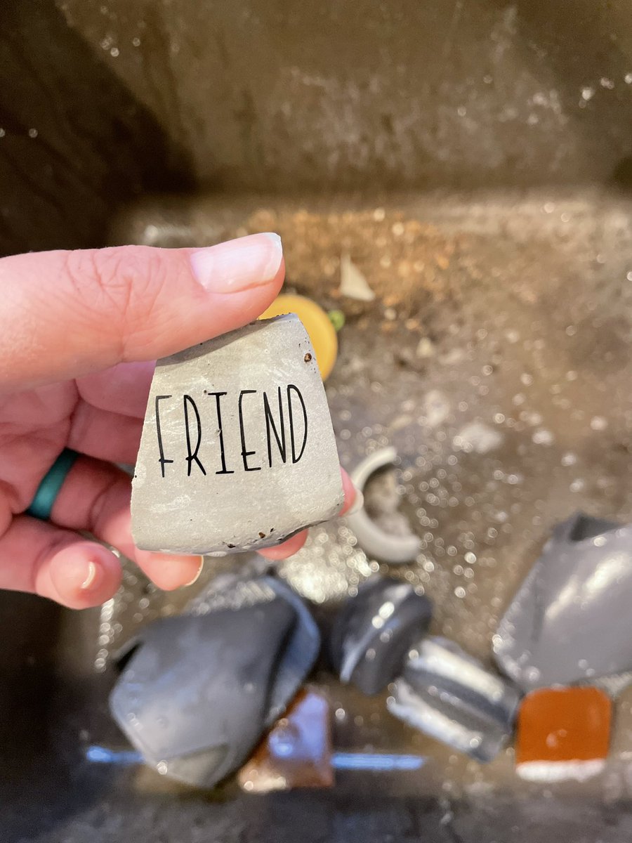 CherishToday08's tweet photo. It’s just stuff….but it brought me joy…plus I made the words on the pot #IsItBedtime #LittleFriendNoMore #ItsJustStuff 😕 https://t.co/T1CjvyM7Tt