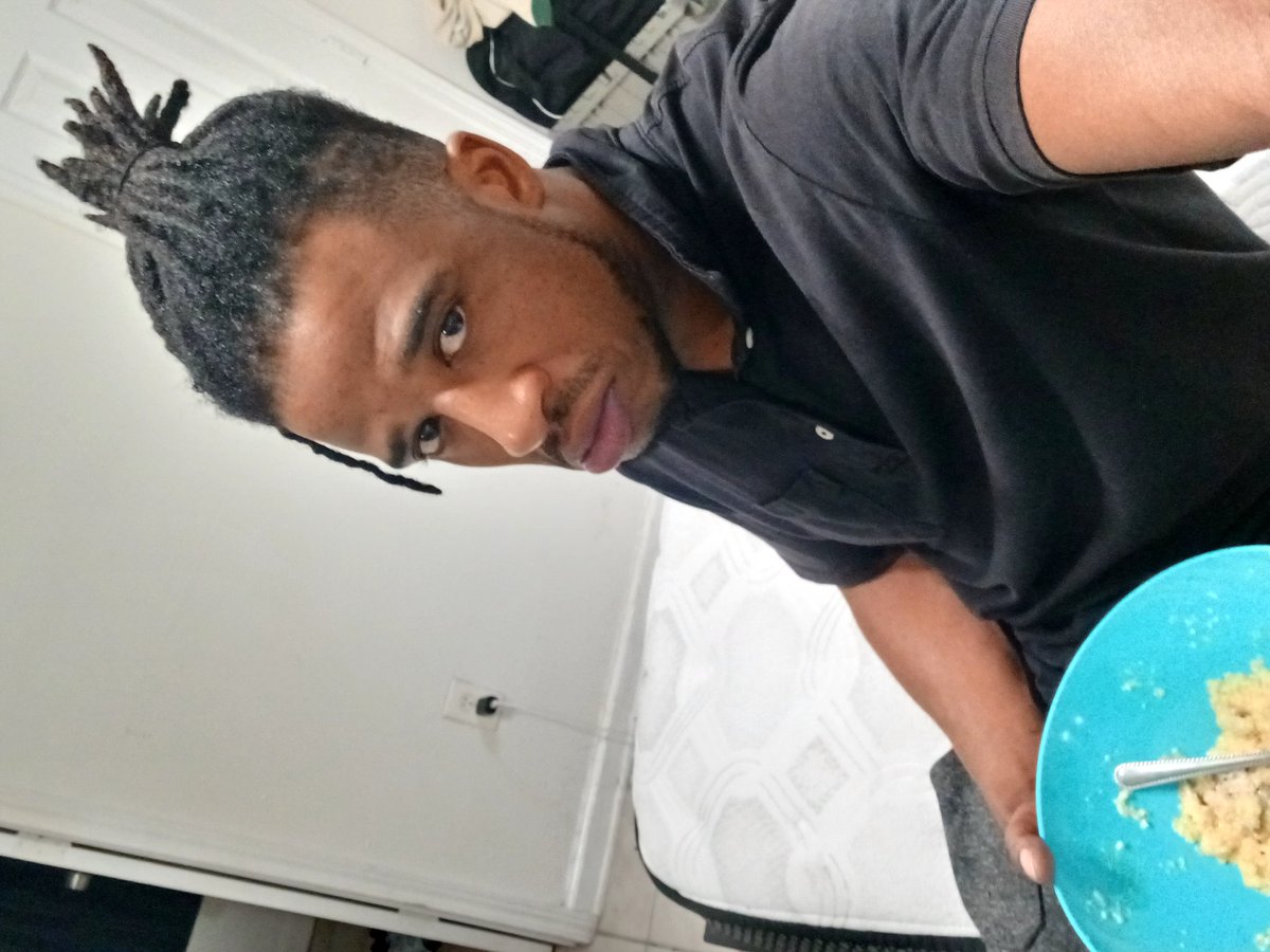 ErnestPollard5's tweet photo. The food was Scrumptious 😂 https://t.co/HHYf2z0aLS