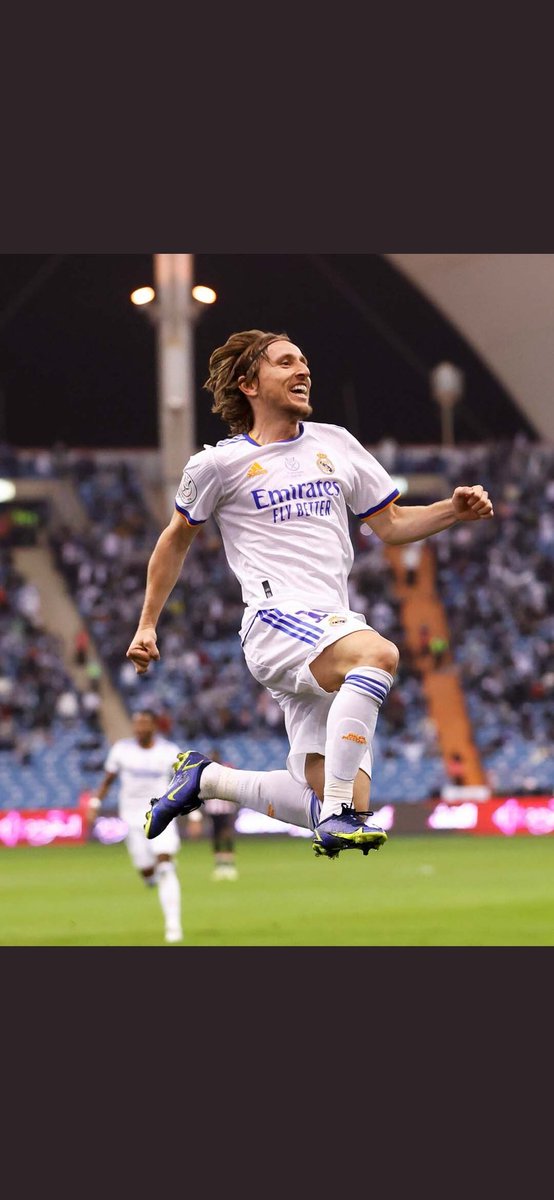 شو حنوووووون 😍
#ريال_مدريد_بلباو
#هلا_مدريد