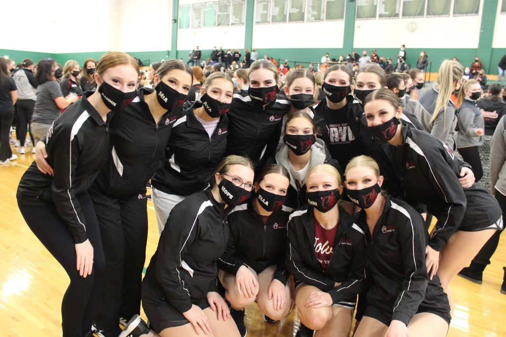 Congrats <a href="/PRHSdanceteam/">Prairie Ridge Dance</a>! 5th place of 18 at Grayslake Central today. Go Wolves! <a href="/SKochPR/">Steven Koch</a> <a href="/PRSUPERFANS22/">PRSUPERFANS</a>