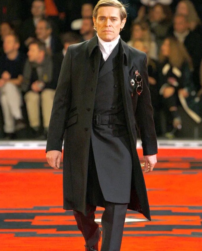 jacqueoupei's tweet photo. willem dafoe at prada menswear fw12 and jeff goldblum at prada menswear fw22 https://t.co/LPxC49OTMS