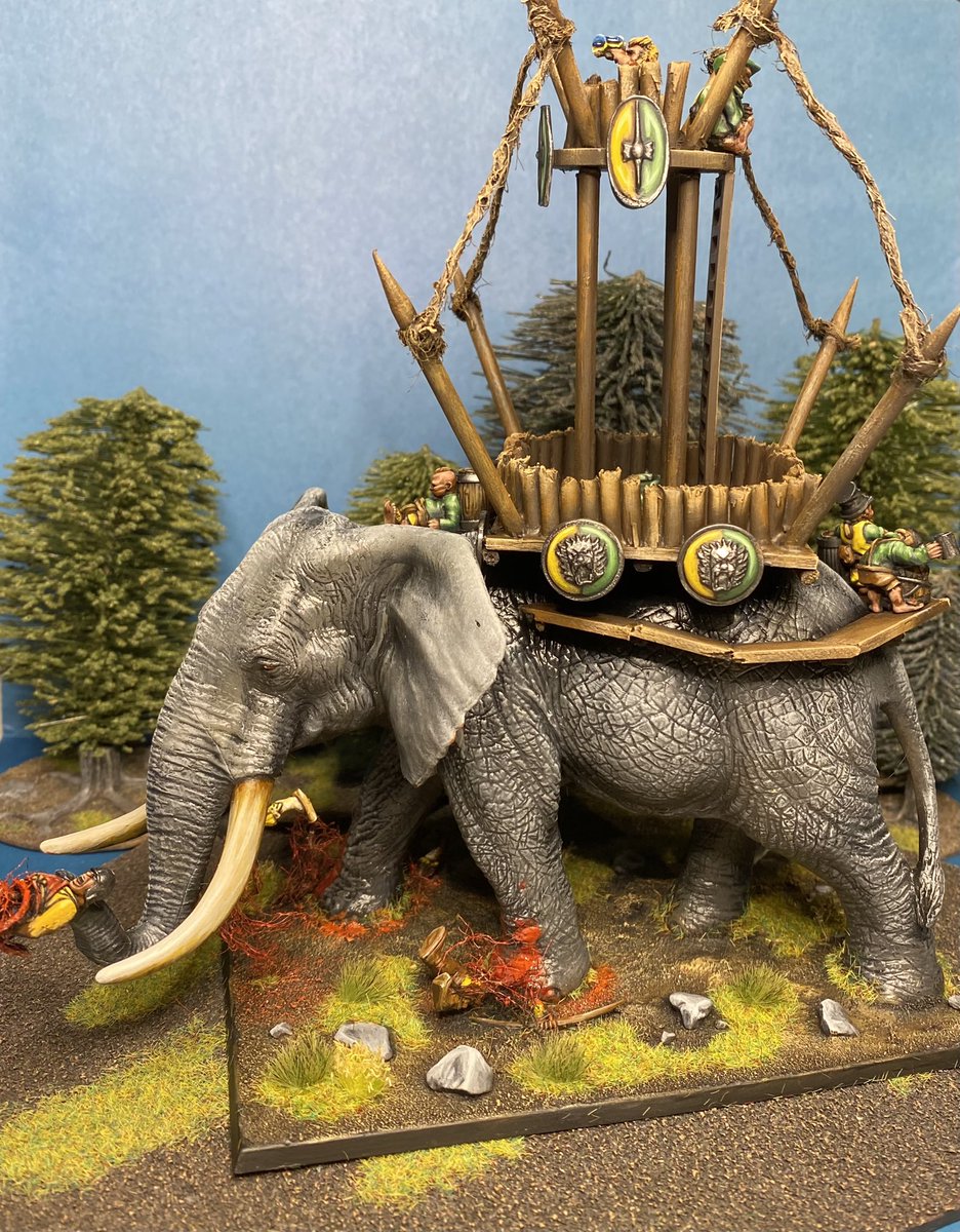 nerdandcub's tweet image. Rounding out my Halfling army #t9a #oliphaunt