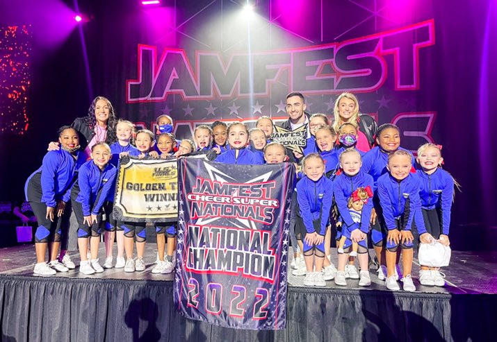 Peppermint Rays tweet media