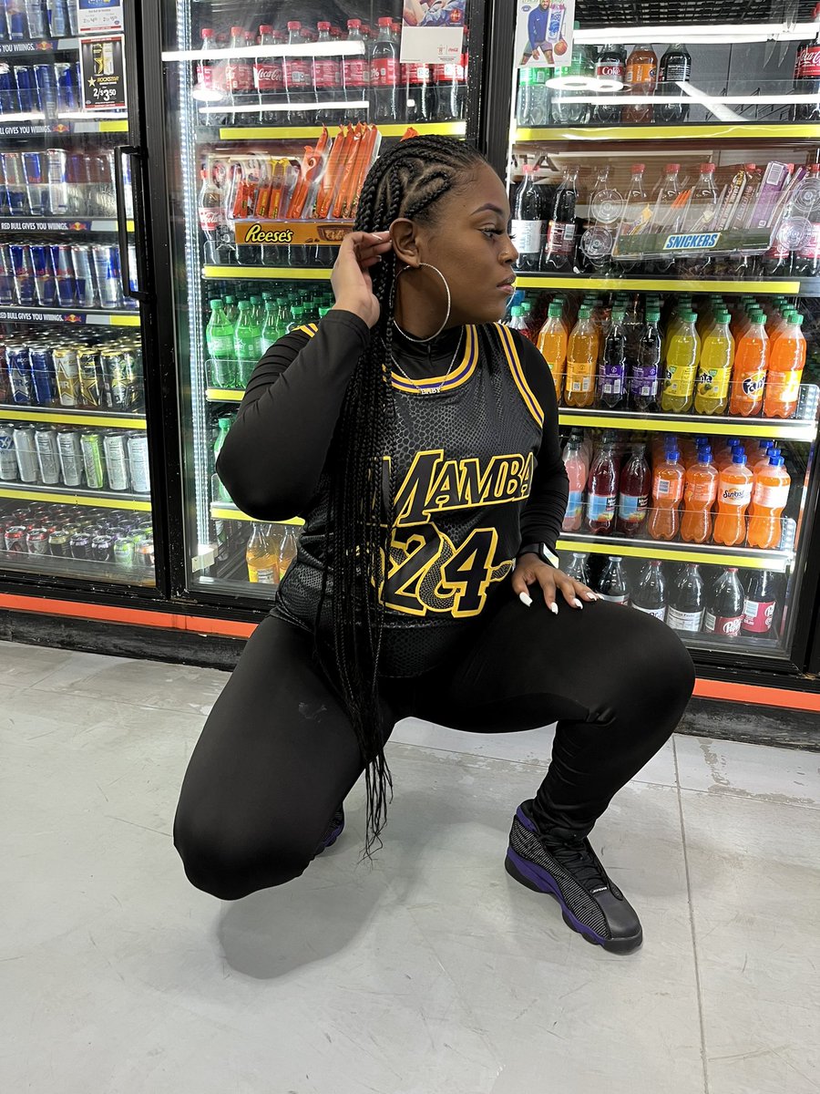 bambii_luxx's tweet photo. Really In The Game, Baby I’m The Star Player 🏆 #DO6 https://t.co/c80XeAfdBc