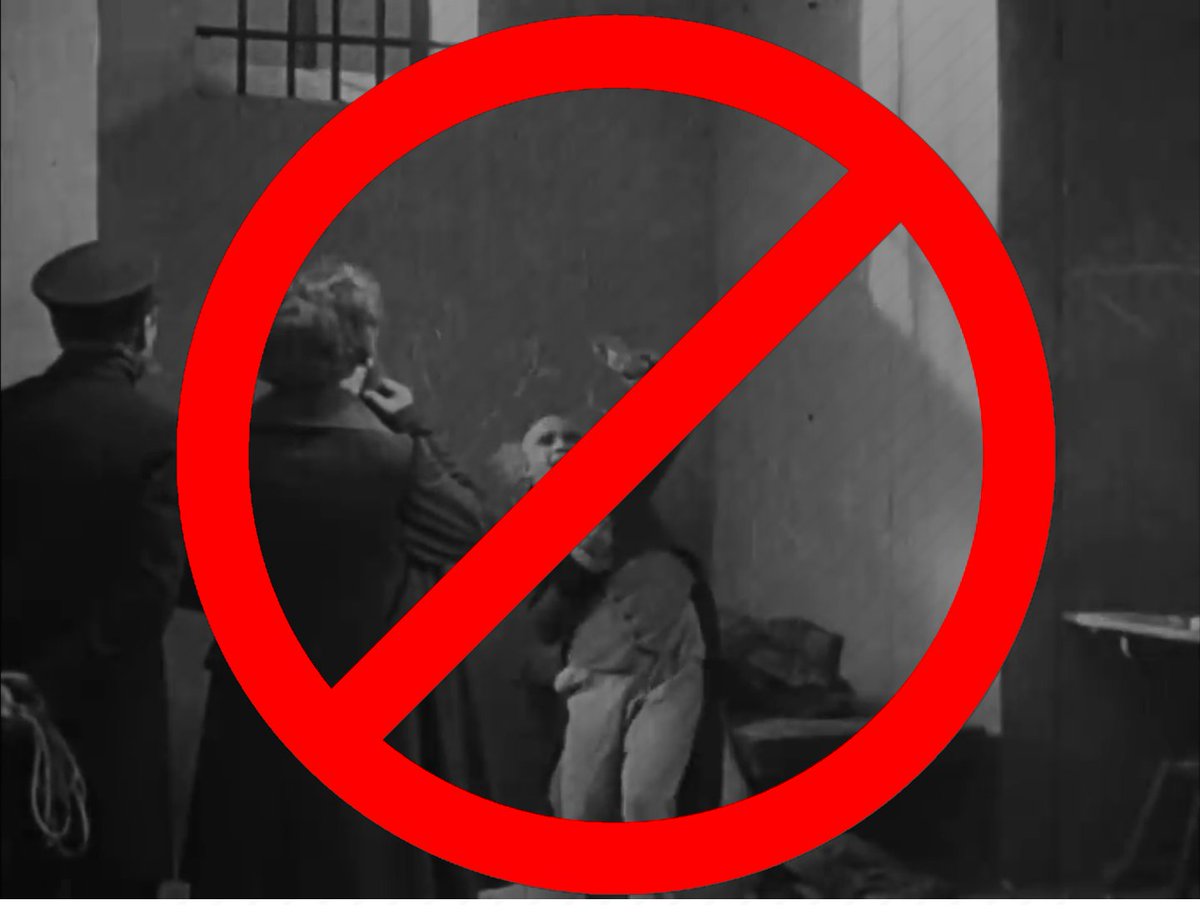 #Nosferatu Minute 48

Ah! Colour tinting.
How it was meant to be seen.
Accept nothing less.

#haiku #silentfilm #horror
