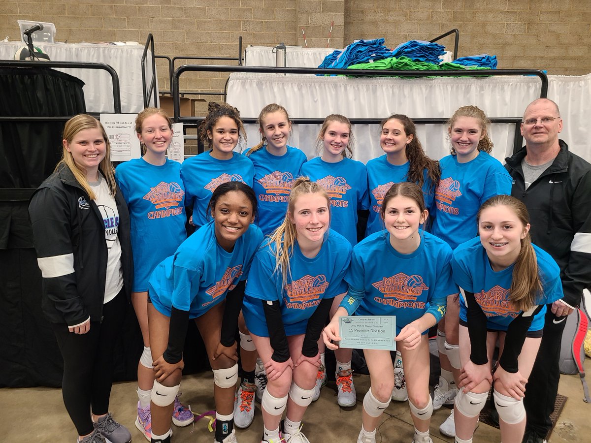 TeamIndianaVB's tweet photo. Congratulations to 15 Premier Champions - Circle City 15 Black
and Finalist - Team Pineapple 15 Green! #MLKChallenge https://t.co/zo8oEef4gL