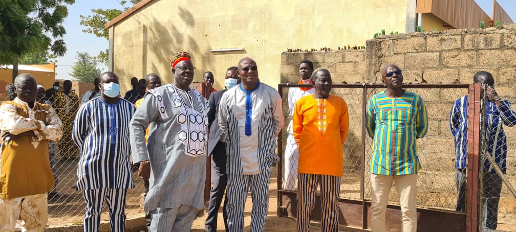 Bonne fête et longue vie à Naba Boulga de Salogo.

#lwili #Nabasga