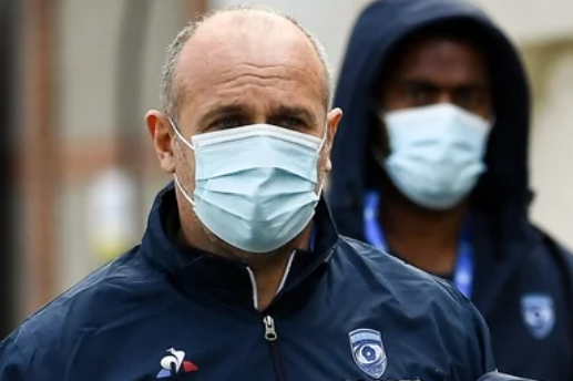 RTErugby's tweet photo. "I coached for a long long time. I never lost by this score." @PSaintAndre hurting after heavy loss to @leinsterrugby #LEIvMHR #RTERugby https://t.co/5N9p8hphT2 https://t.co/H0hmnBGRgH