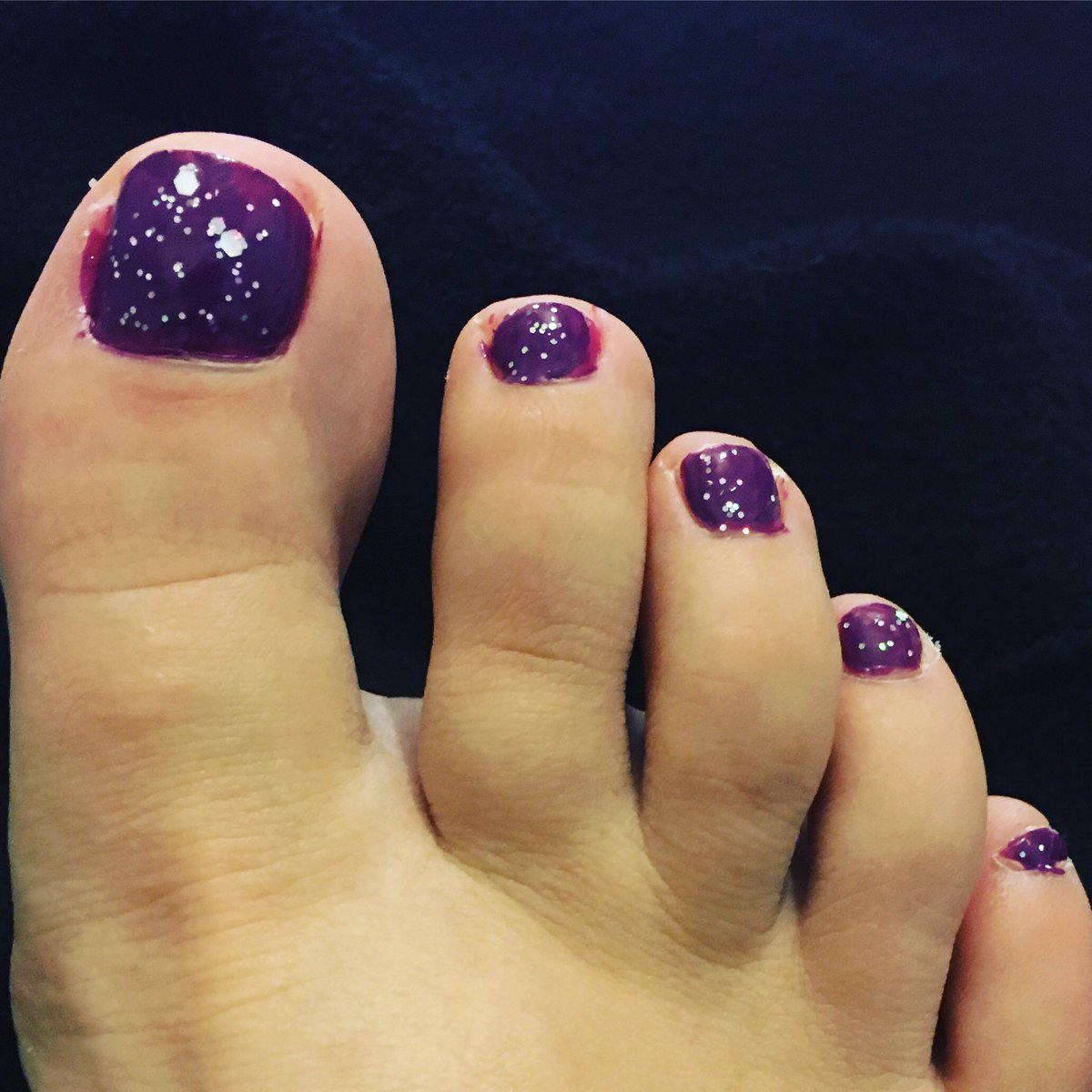 NWretched's tweet photo. A bit of glitter for a gloomy January! Finally got the time to pamper these hardworking feet. Well worth the wait 😏😘 #nursewretched #pedicure #footfetishuk #toeslovers https://t.co/qqVuONnTNo #toefetish #nursefeet #sundaynight #sundayvibes https://t.co/mxhA5FozWw