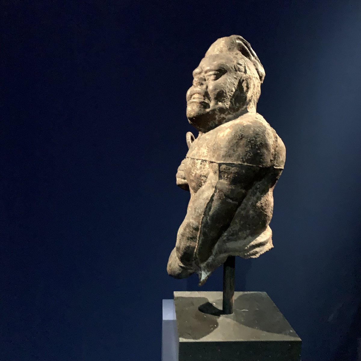 LivyEtoile's tweet photo. Merci au @quaibranly pour la scénographie riche et immersive de l’exposition #UltimeCombat. Nous aurons voyagé toute cette saison en Asie, révisant notre mythologie guerrière et nos inspirations cinématographiques jusqu’à la culture pop ! https://t.co/HFJkUnS4qC
#LivyFaceCachée https://t.co/5fNUD5elYM
